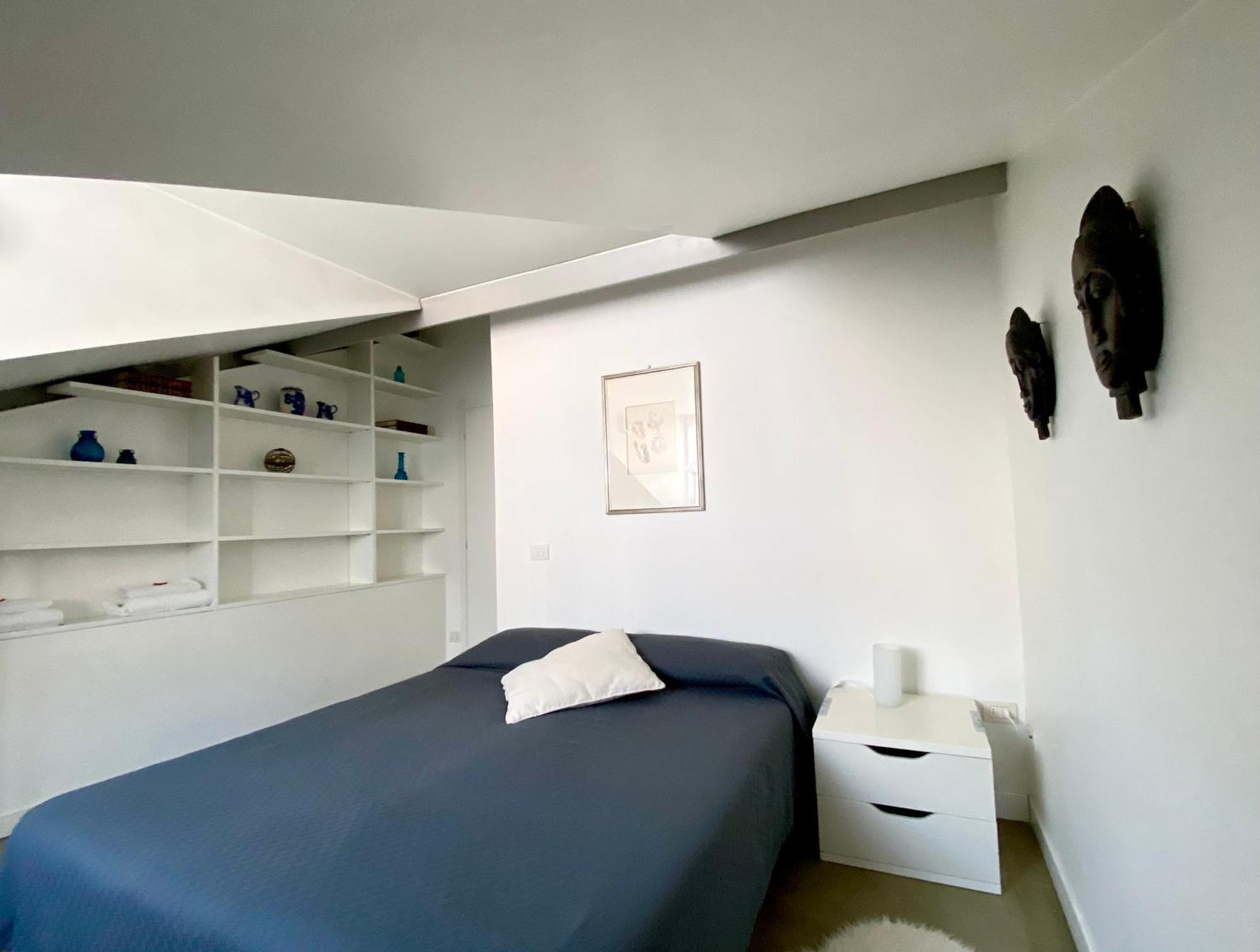 Sant Ambrogio Courtyard Room In Shared Flat Milão Exterior foto