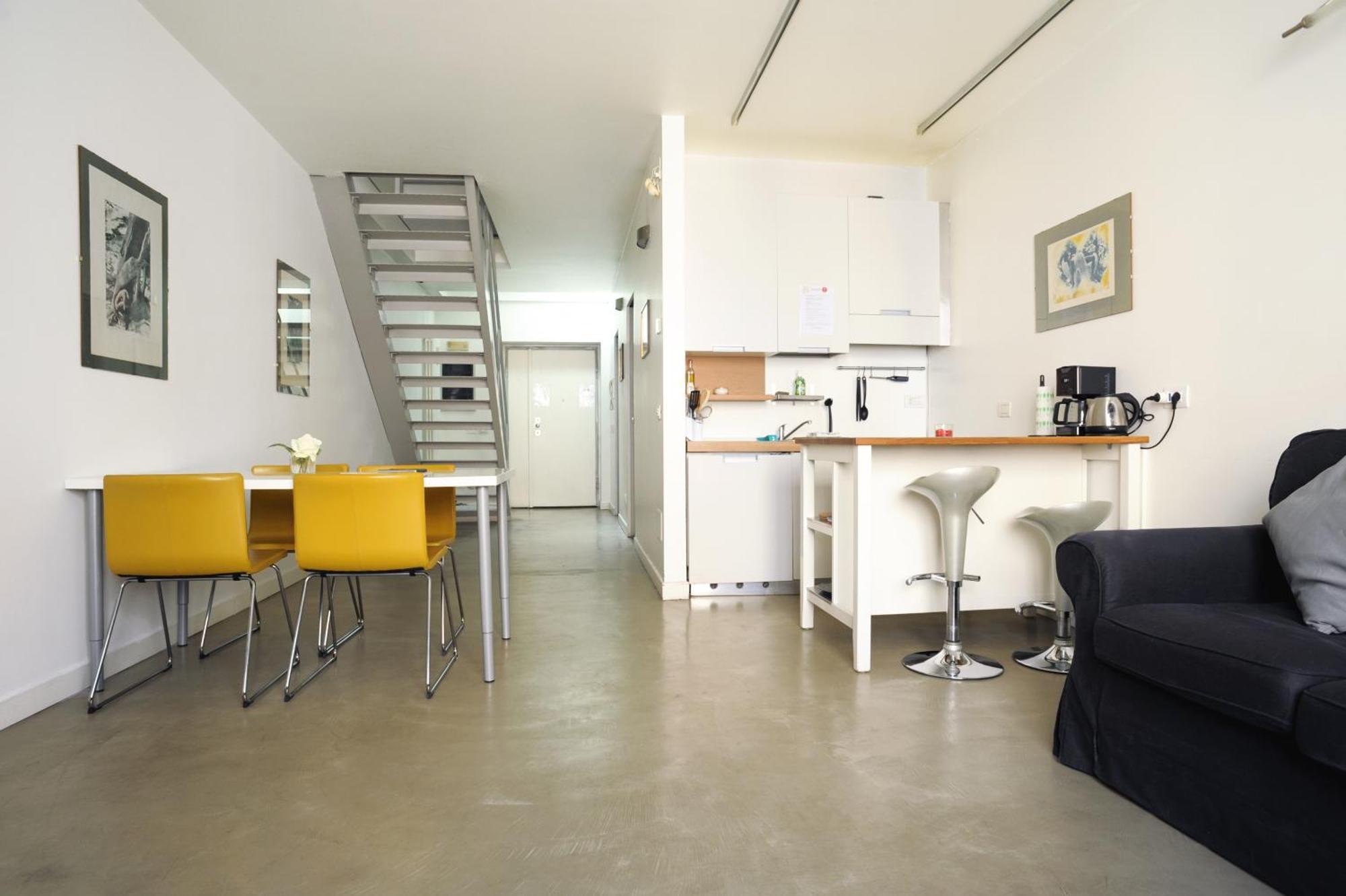 Sant Ambrogio Courtyard Room In Shared Flat Milão Exterior foto